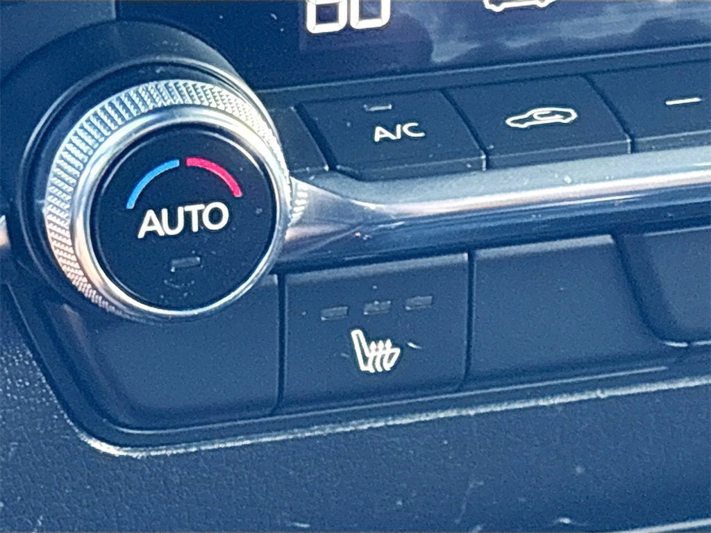 Used 2024 MAZDA MAZDA3 s image 20