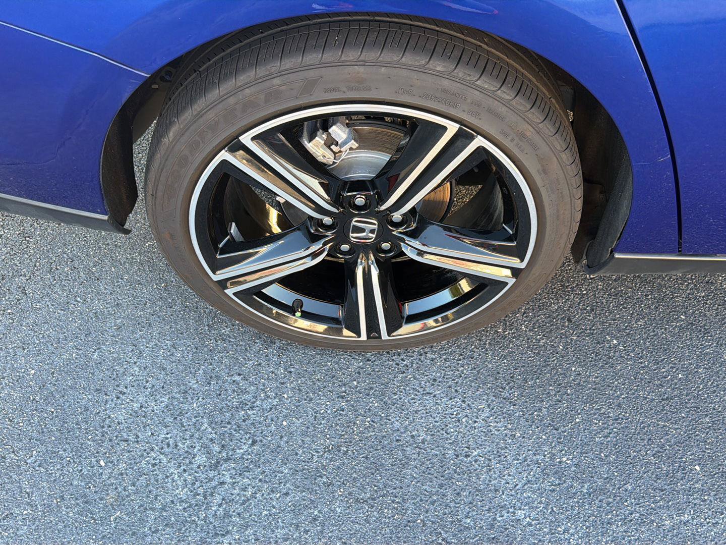 Used 2024 Honda Accord Sport image 37