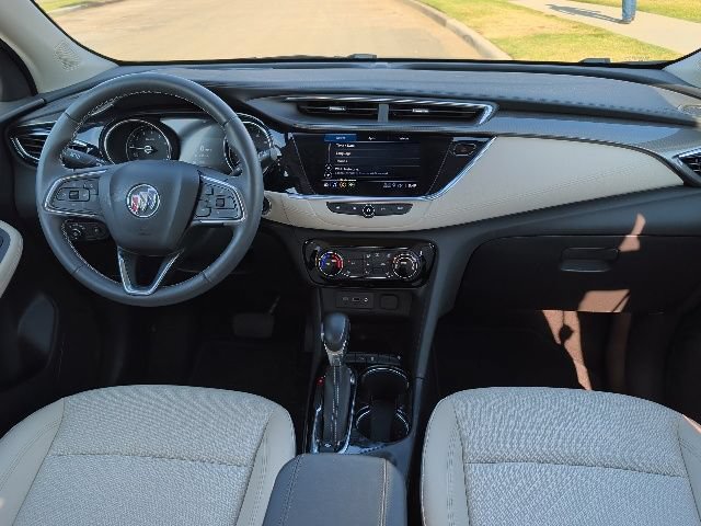 Used 2023 Buick Encore GX Preferred w/ Cold Weather Comfort Package FWD image 11