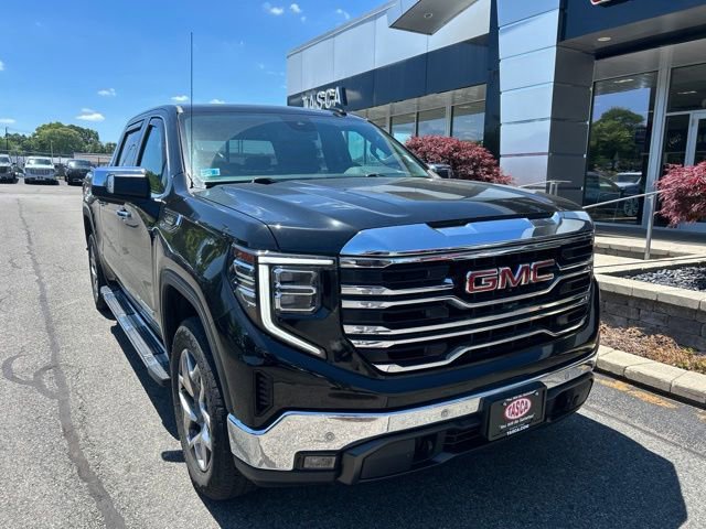 Used 2023 GMC Sierra 1500 SLT w/ SLT Premium Plus Package AWD/4WD image 1