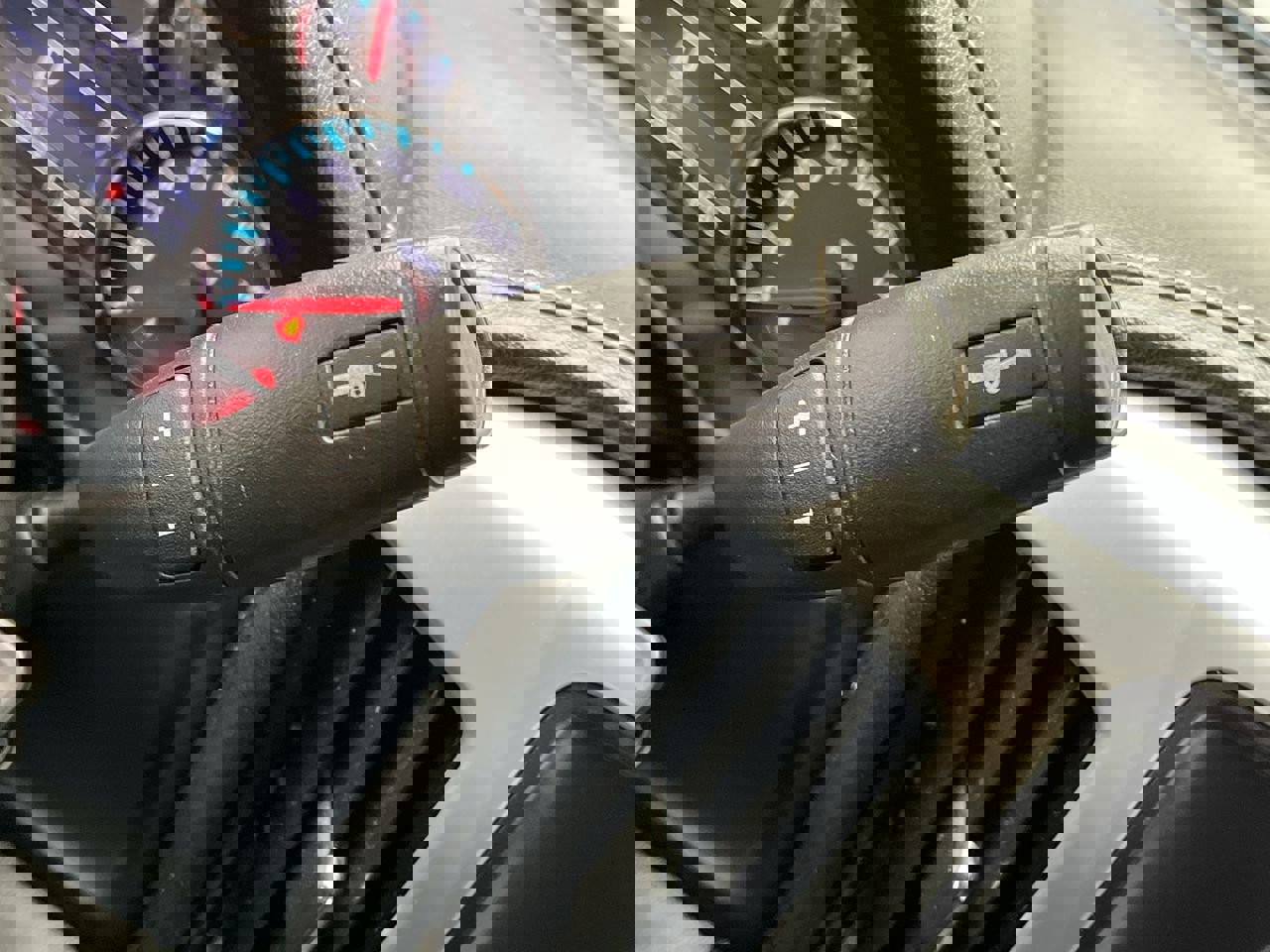 Used 2018 GMC Sierra 1500 SLE image 22