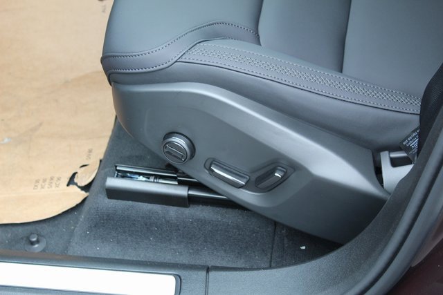 New 2026 Volvo XC60 B5 Plus w/ Protection Package Premier image 13