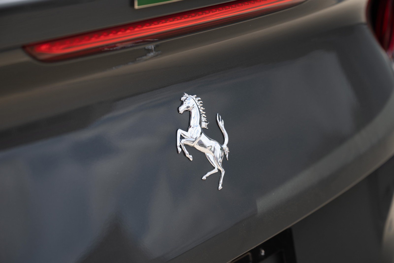 Used 2021 Ferrari 812 GTS RWD image 21