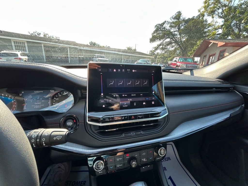 Used 2024 Jeep Compass Trailhawk image 34