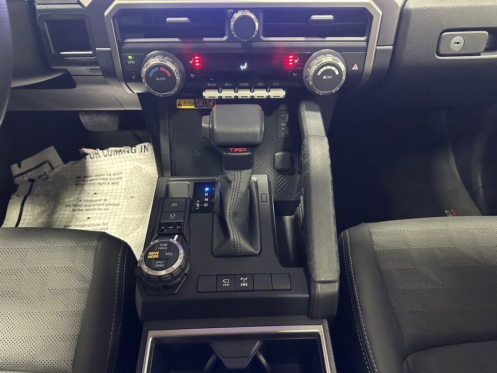 Used 2025 Toyota 4Runner TRD Off-Road Premium image 37