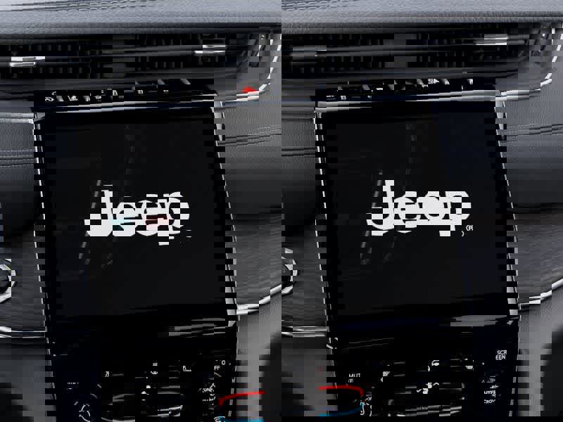 New 2025 Jeep Grand Cherokee Limited image 18