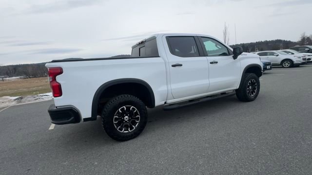 Used 2024 Chevrolet Silverado 1500 ZR2 image 8