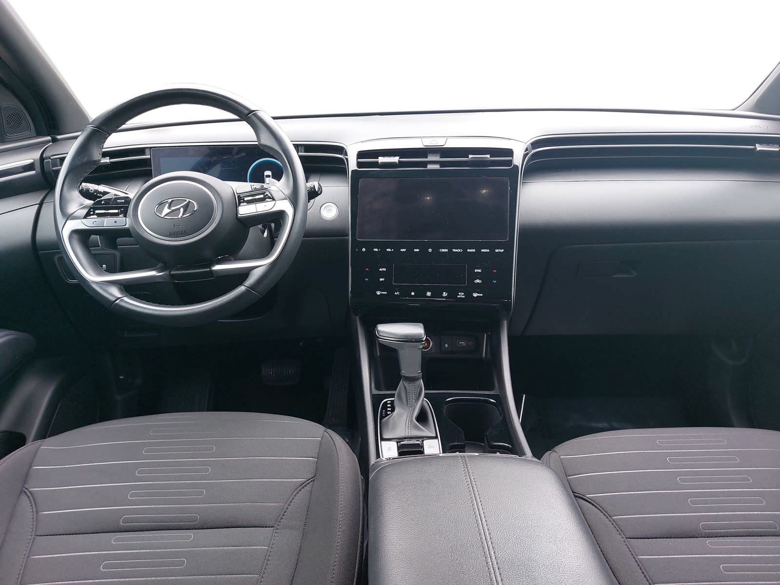 Used 2023 Hyundai Santa Cruz SEL Premium AWD/4WD image 9