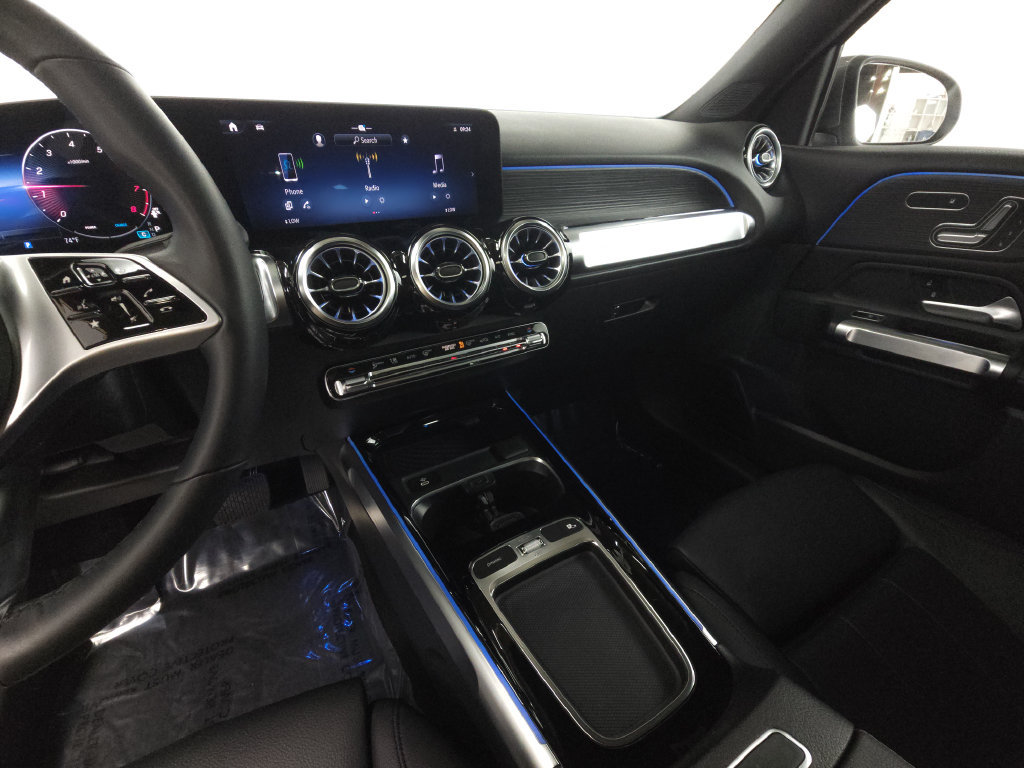 Certified 2026 Mercedes-Benz GLB 250 4MATIC image 15