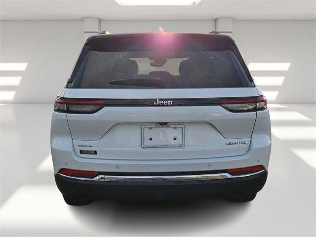 Used 2023 Jeep Grand Cherokee Limited image 4