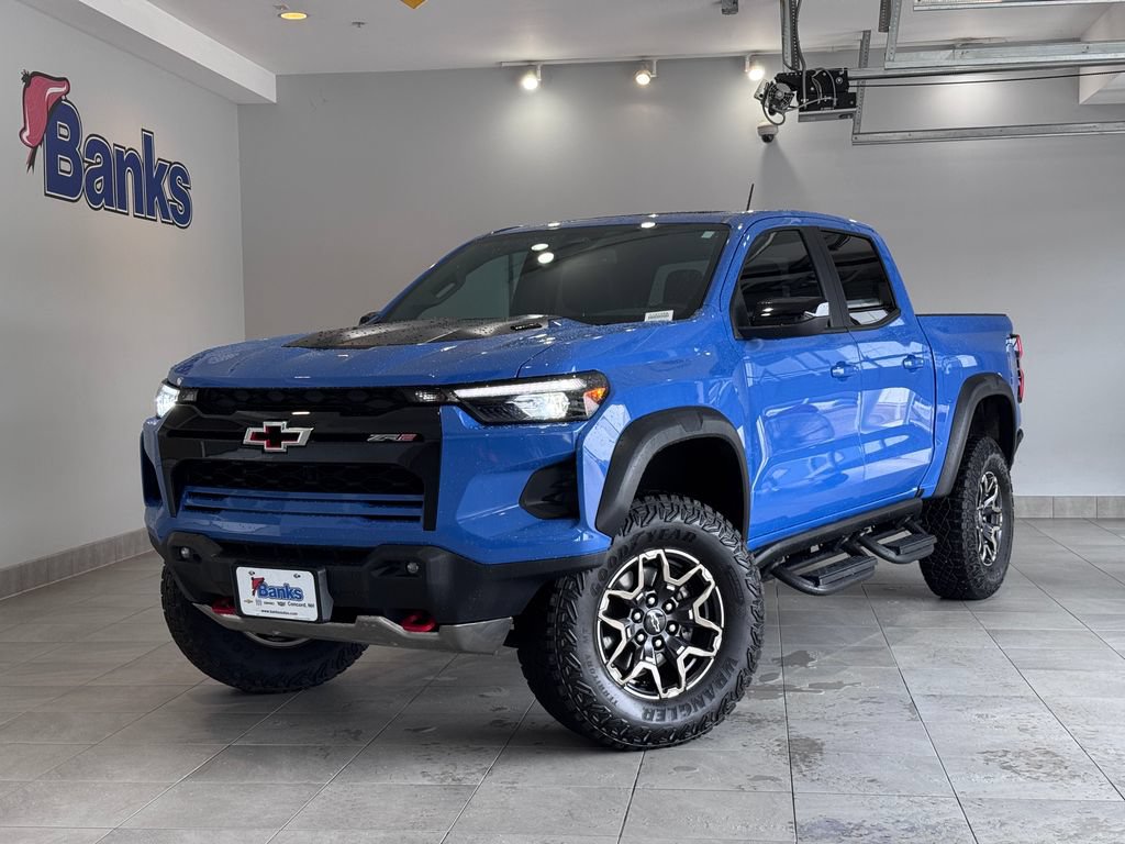 Certified 2025 Chevrolet Colorado ZR2 AWD/4WD image 2
