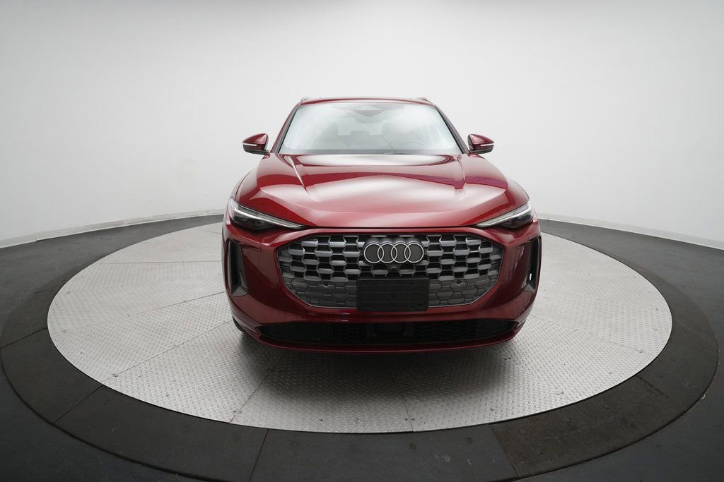 Certified 2025 Audi Q5 Premium Plus w/ Premium Plus image 5