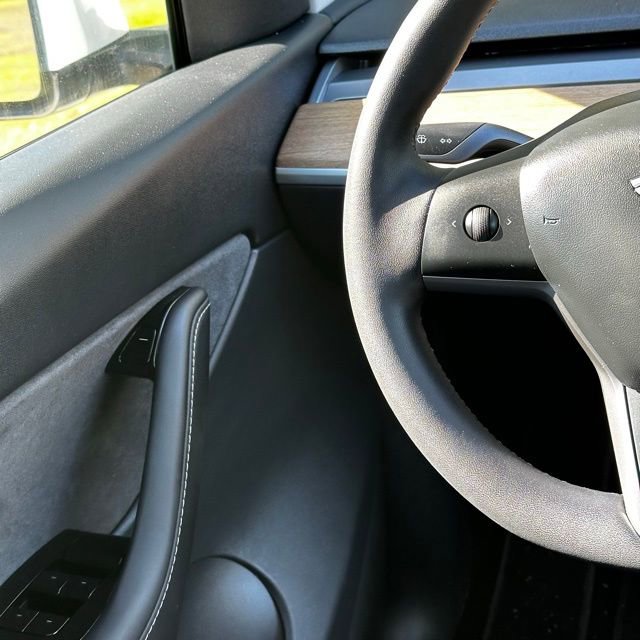 Used 2020 Tesla Model Y Long Range AWD/4WD image 26