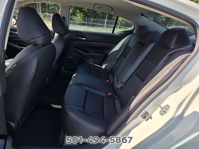 Used 2023 Nissan Altima 2.5 SR FWD image 10