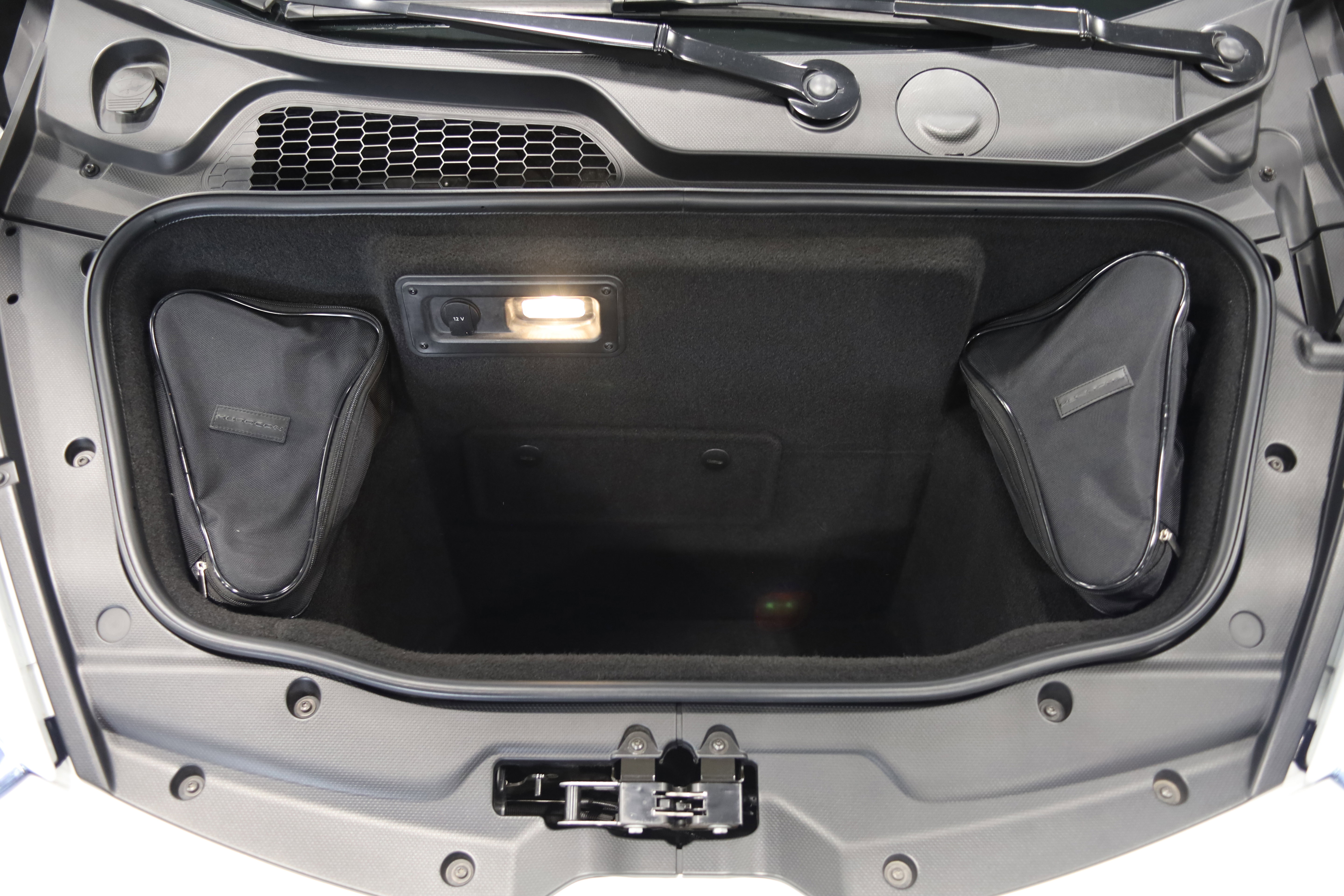 Used 2015 Lamborghini Huracan LP 610-4 image 32