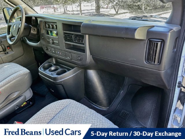 Used 2025 Chevrolet Express 3500 LT w/ LT Preferred Equipment Group RWD image 34