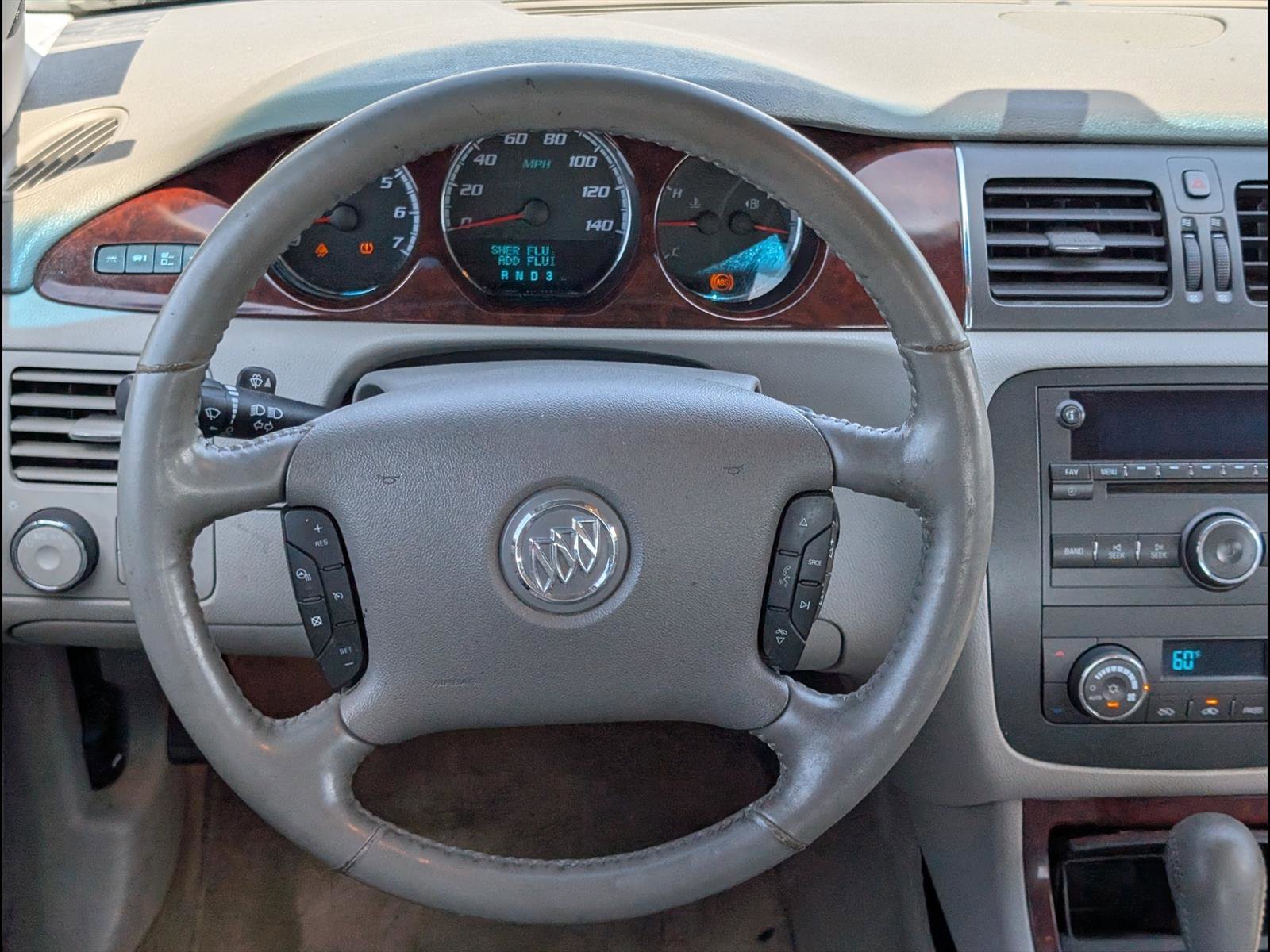 Used 2009 Buick Lucerne CXL FWD image 12