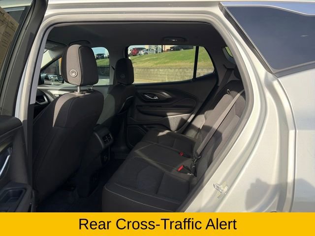 Used 2022 GMC Terrain SLE w/ Driver Convenience Package image 28