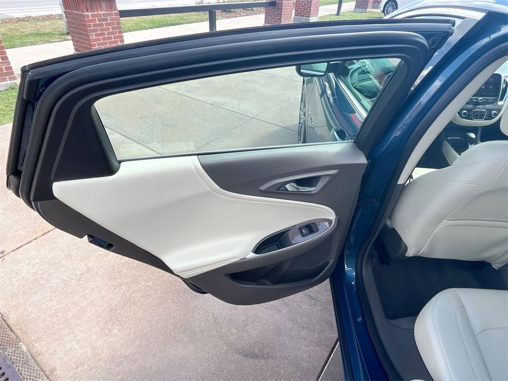 Certified 2024 Chevrolet Malibu LT image 31