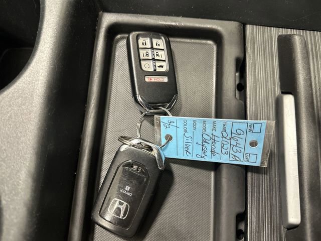 Used 2023 Honda Odyssey Touring image 29