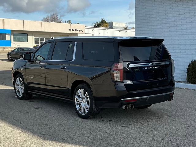 Used 2022 Chevrolet Suburban High Country image 3