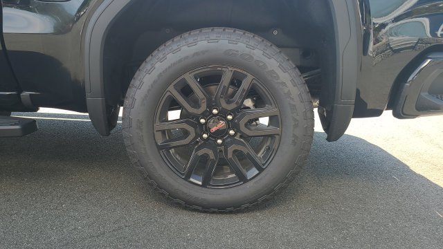New 2026 GMC Sierra 1500 Elevation w/ Elevation Premium Package AWD/4WD image 9