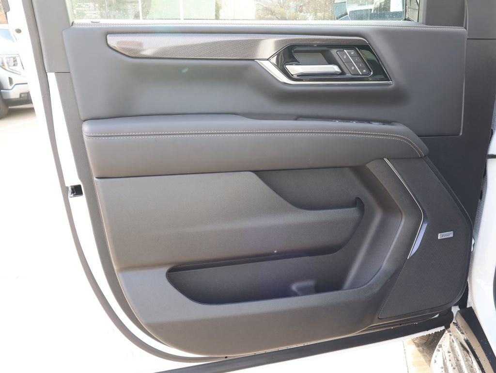 New 2026 GMC Yukon XL Elevation w/ LPO, Elevation Black Package image 12