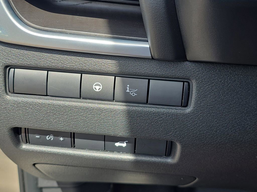 Used 2023 Nissan Rogue Platinum w/ Platinum Premium Package image 22