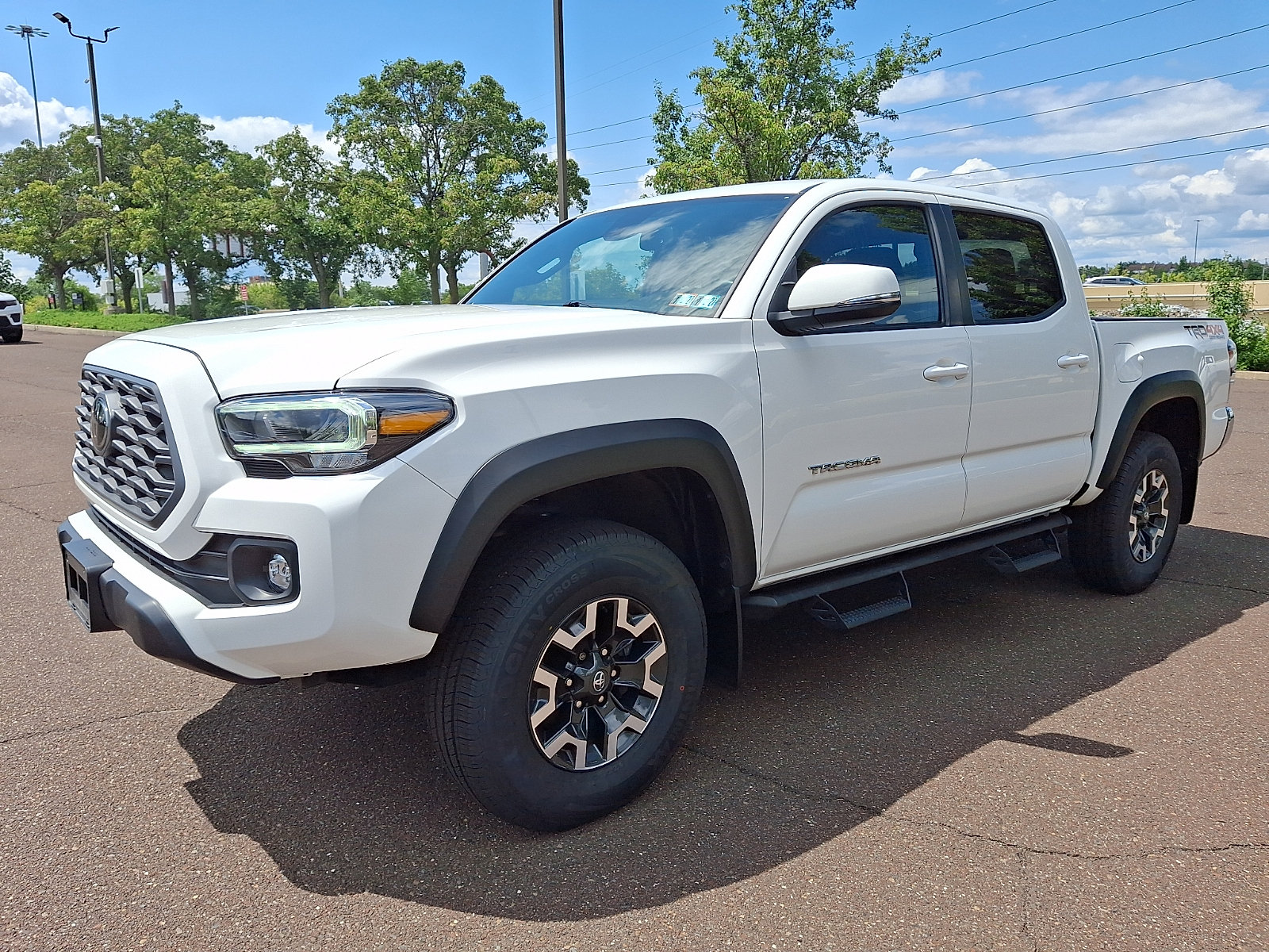 Used 2023 Toyota Tacoma TRD Off-Road AWD/4WD image 3