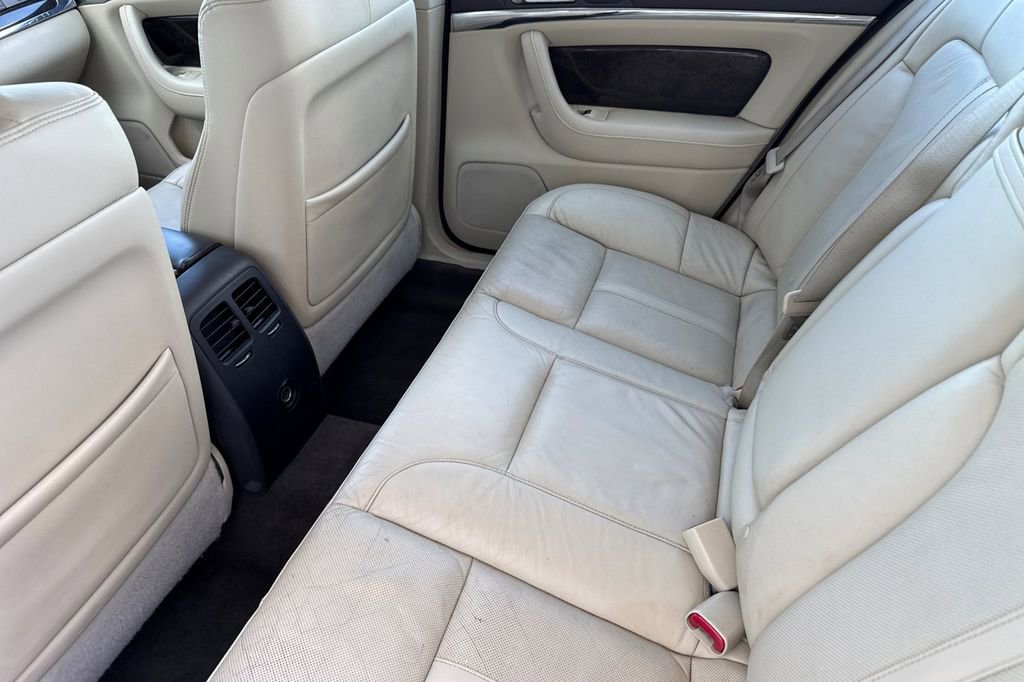 Used 2014 Lincoln MKS w/ Equipment Group 101A image 12