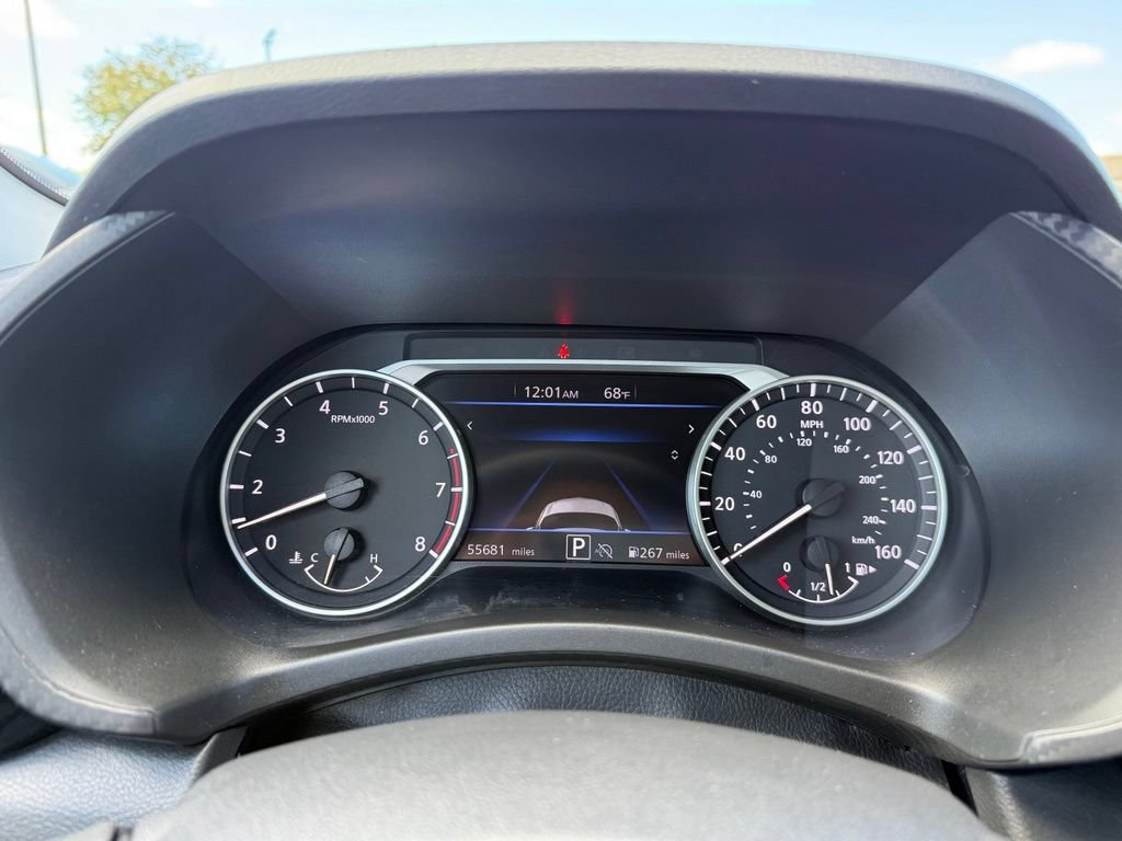Used 2025 Nissan Sentra SV FWD image 39