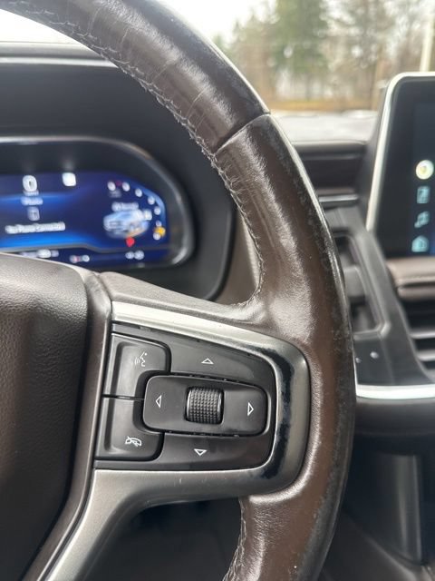 Used 2022 Chevrolet Suburban LT AWD/4WD image 34