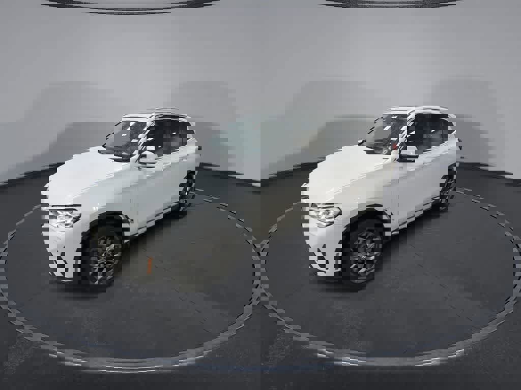 Used 2022 BMW X3 xDrive30i w/ Premium Package 2 image 4