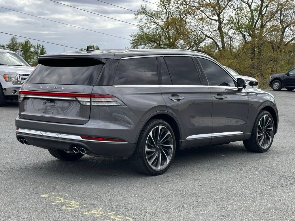 Used 2023 Lincoln Aviator Reserve w/ Equipment Group 201A image 9