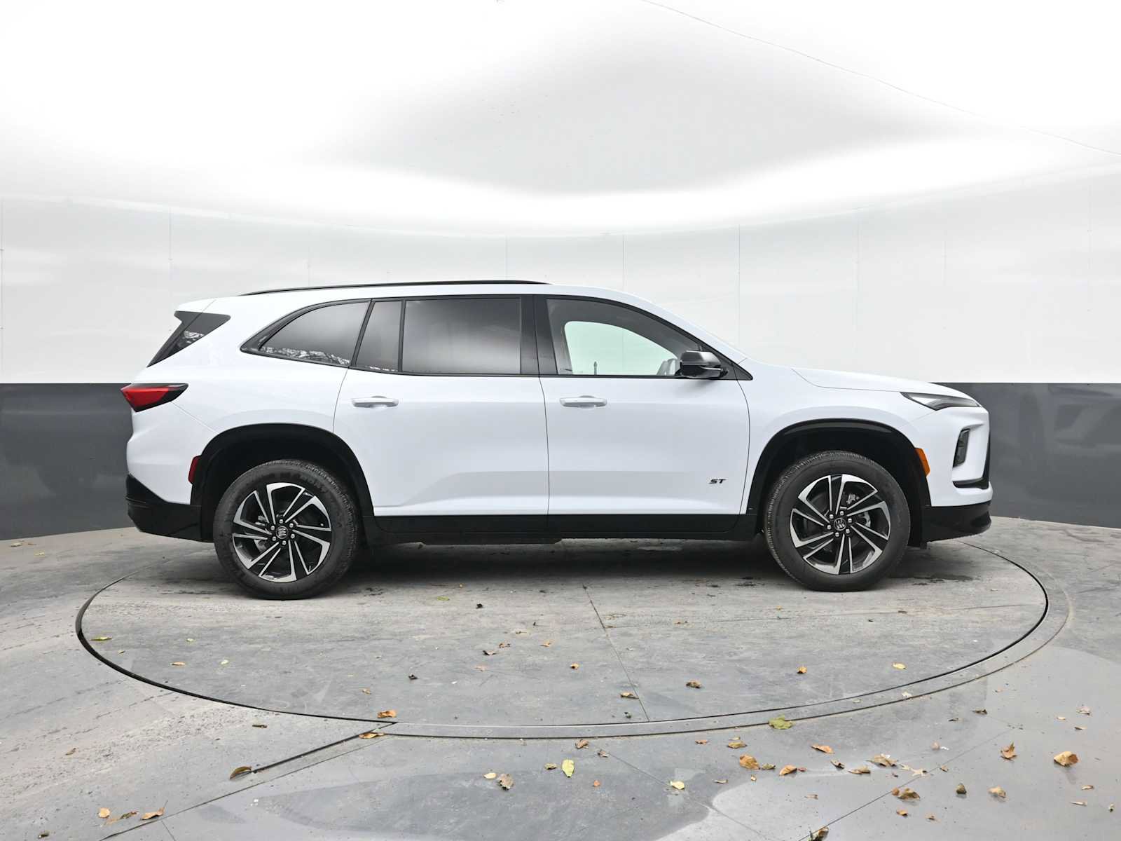 New 2026 Buick Enclave Sport Touring w/ Power Package image 9