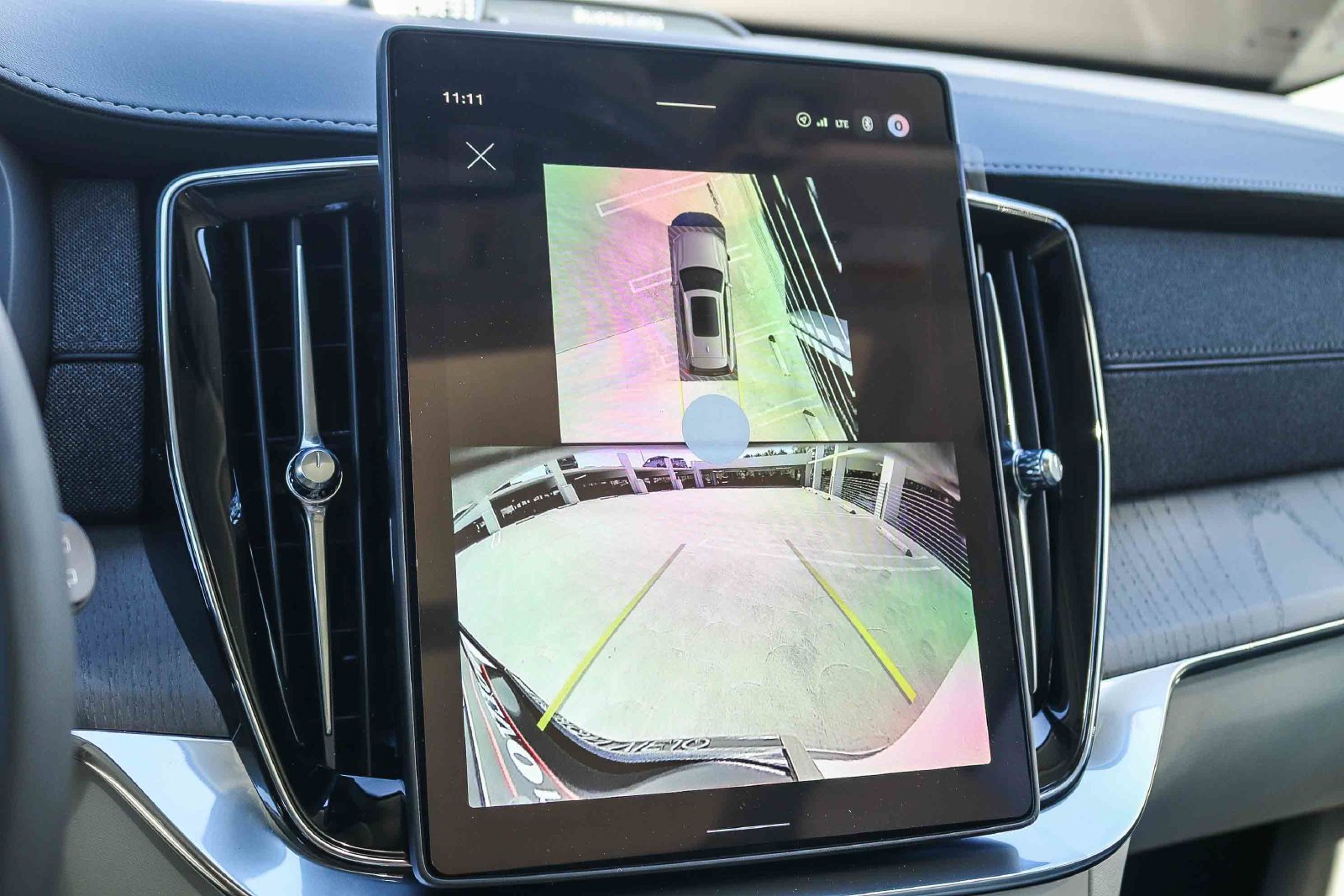 New 2027 Volvo XC90 B6 Ultra AWD/4WD image 25