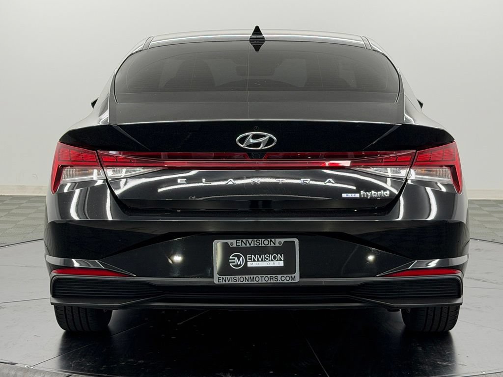 Used 2022 Hyundai Elantra Blue FWD image 11