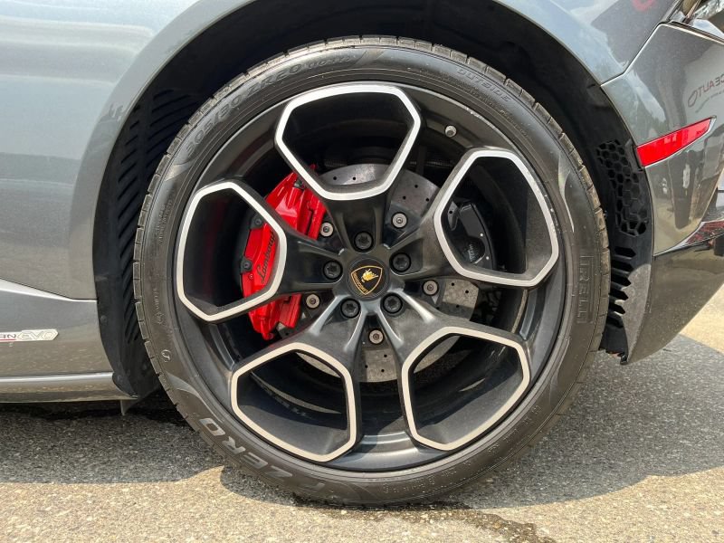 Used 2020 Lamborghini Huracan EVO AWD/4WD image 33