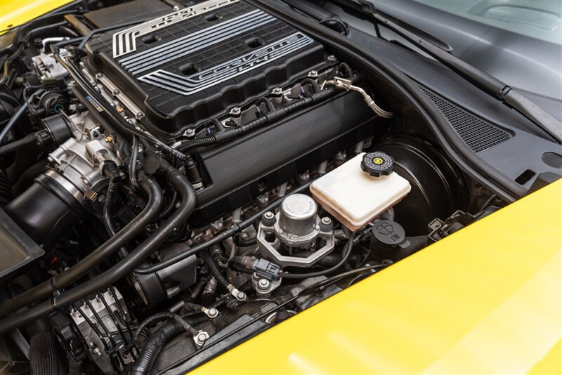 Used 2018 Chevrolet Corvette Z06 RWD image 73