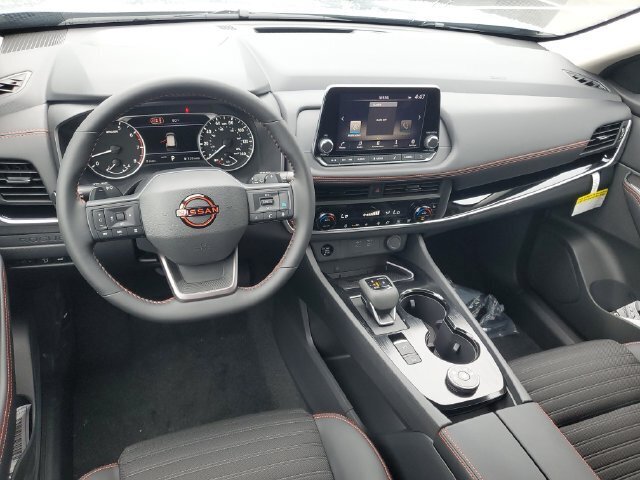 New 2026 Nissan Rogue SV AWD/4WD image 9