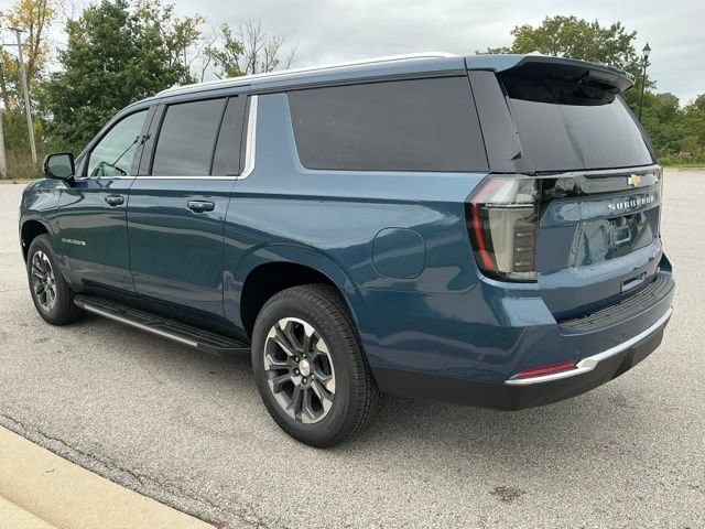 New 2026 Chevrolet Suburban LT w/ Comfort Package AWD/4WD image 4