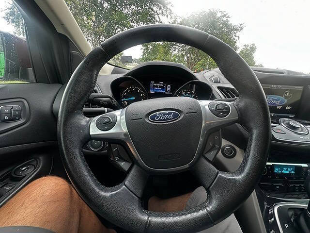 Used 2013 Ford Escape SEL AWD/4WD image 16