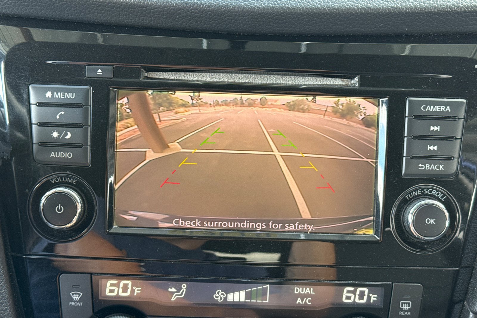 Used 2018 Nissan Rogue SV FWD image 29