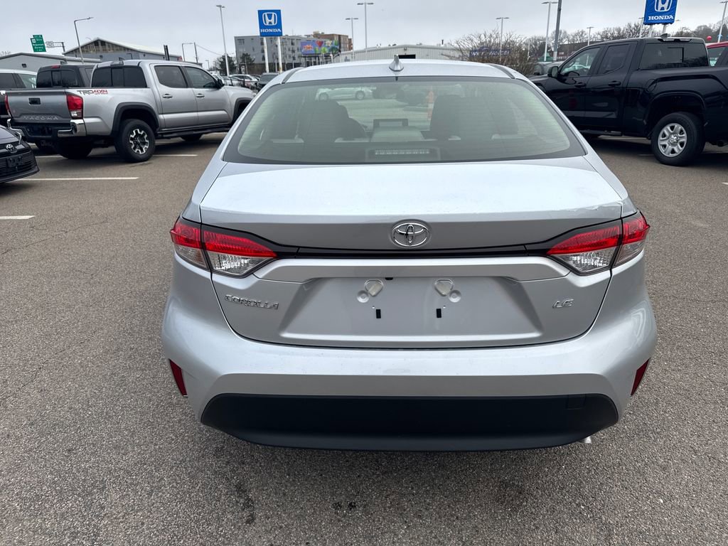 New 2026 Toyota Corolla LE FWD image 6