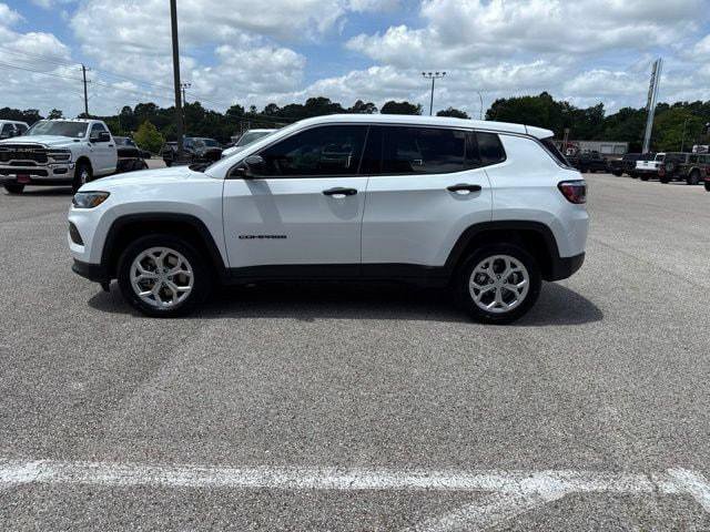 Certified 2024 Jeep Compass Sport AWD/4WD image 4