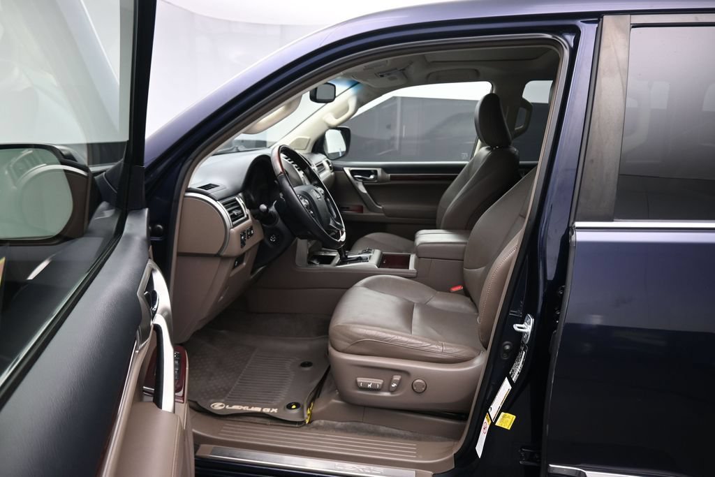 Used 2019 Lexus GX 460 Premium AWD/4WD image 11