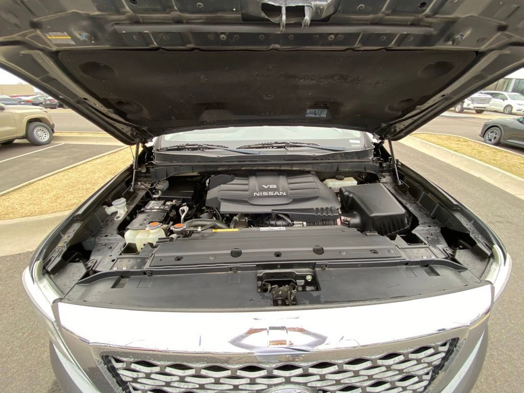 Used 2018 Nissan Titan SV w/ SV Convenience Package image 28