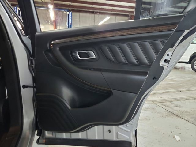 Used 2019 Ford Taurus Limited FWD image 24