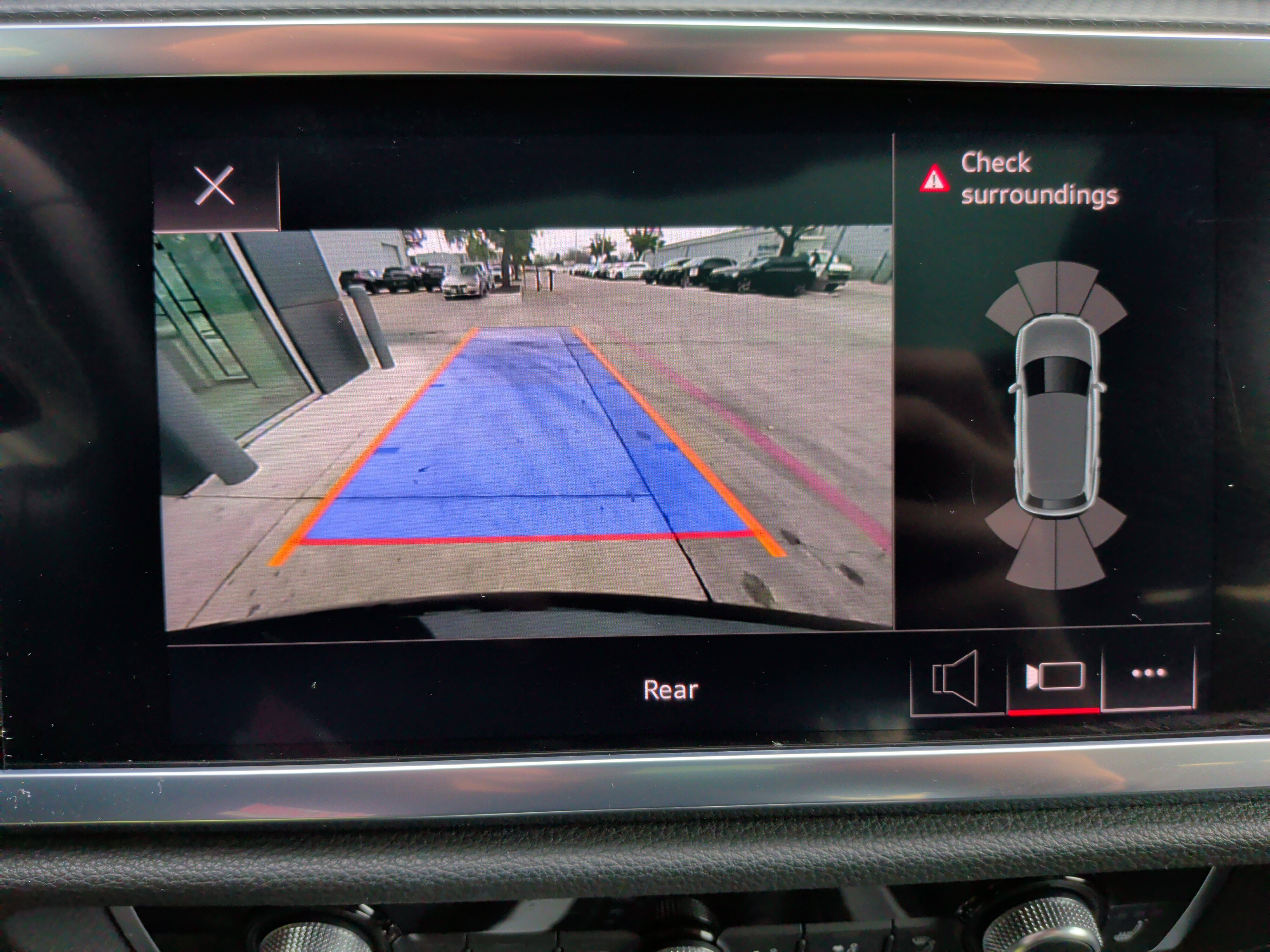 Certified 2022 Audi Q3 2.0T Premium w/ Convenience Package image 24