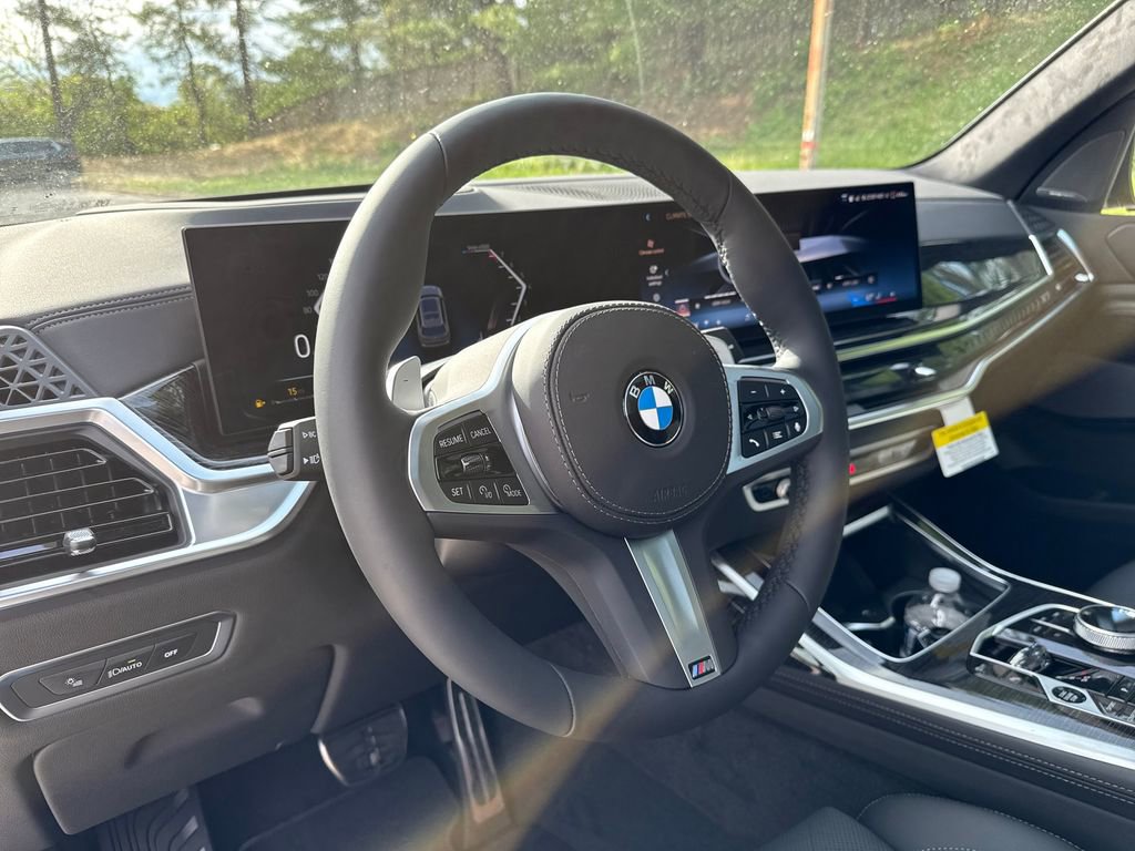 New 2026 BMW X7 xDrive40i image 13